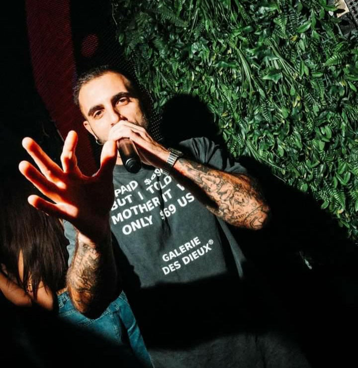$ 690 USD // Vintage Black Tee